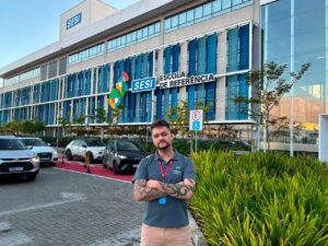Professor da Escola SESI Moinho de Referência é selecionado para programa de inovação científica na China